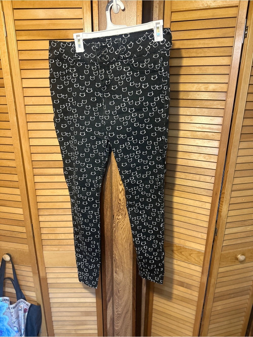Blackheart Black and White Cat-Print Skinny Pants